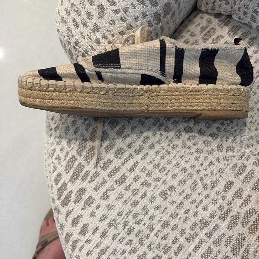 DOLCE VITA DV ESPADRILLE LACE UP PLATFORM